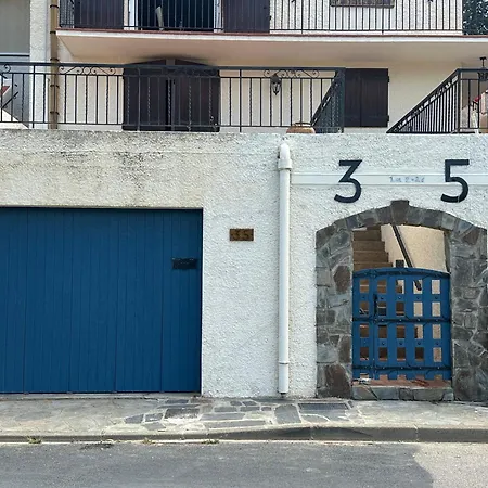 T2 Classe 3 Etoiles Avec 2 Grandes Terrasses A 300 M De La